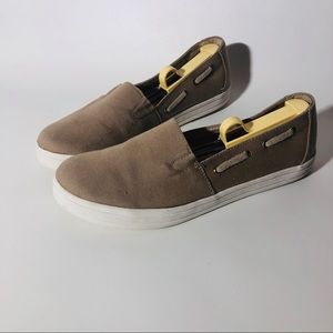 GH Bass Co • Slip on Sneakers